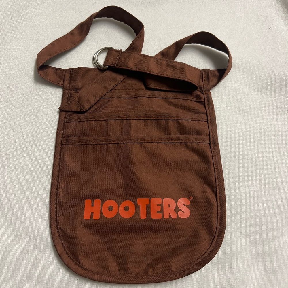 Hooters Brown pouch